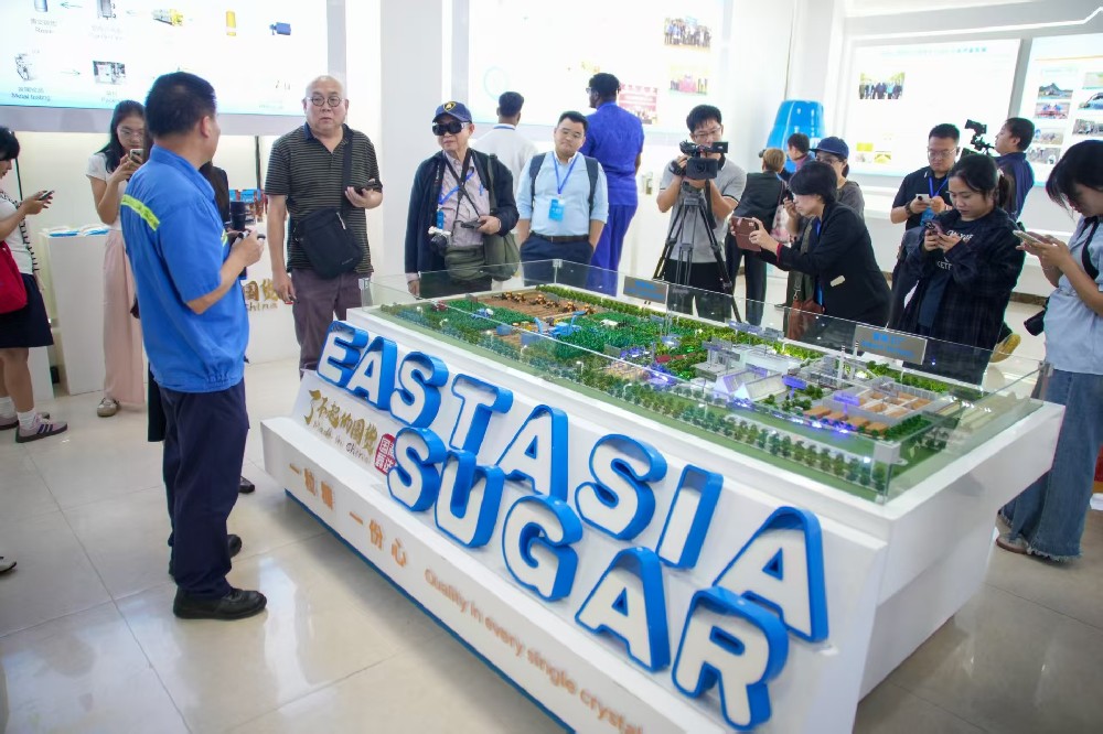 International Media Tour Explores Chongzuo's ASEAN-Focused, Green and Intelligent Industries