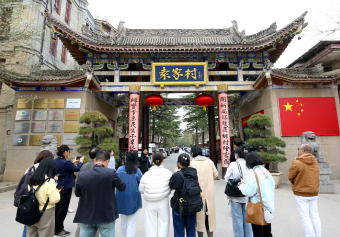 烟火融文脉 振兴谱新篇 2026境外媒体集中采访活动之印象袁家村